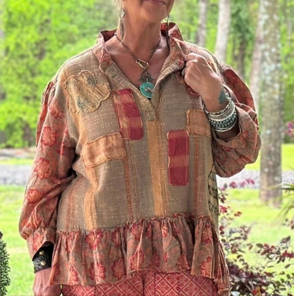 JADED GYPSY Early Bloom Top S/M NWT